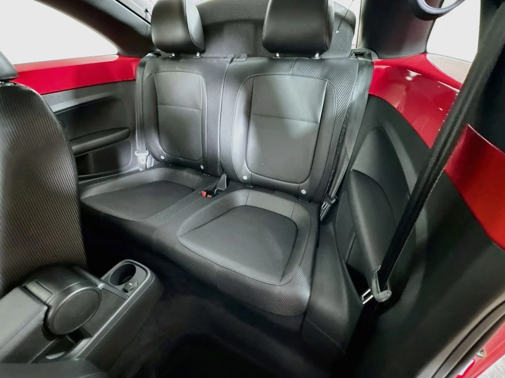 Used 2012 Red Volkswagen 2.5L image 29