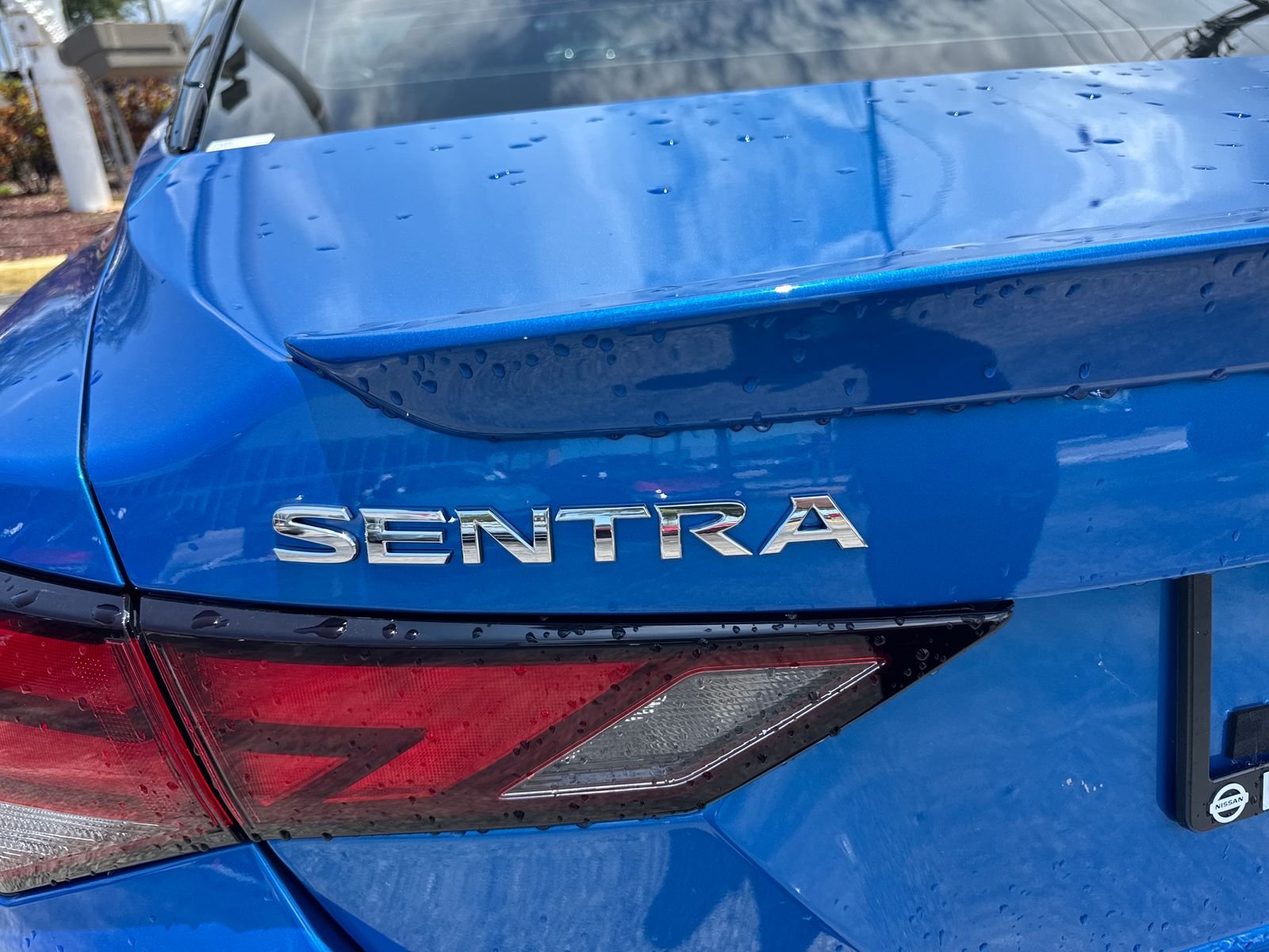 Used 2025 Electric Blue Metallic Nissan SR image 14