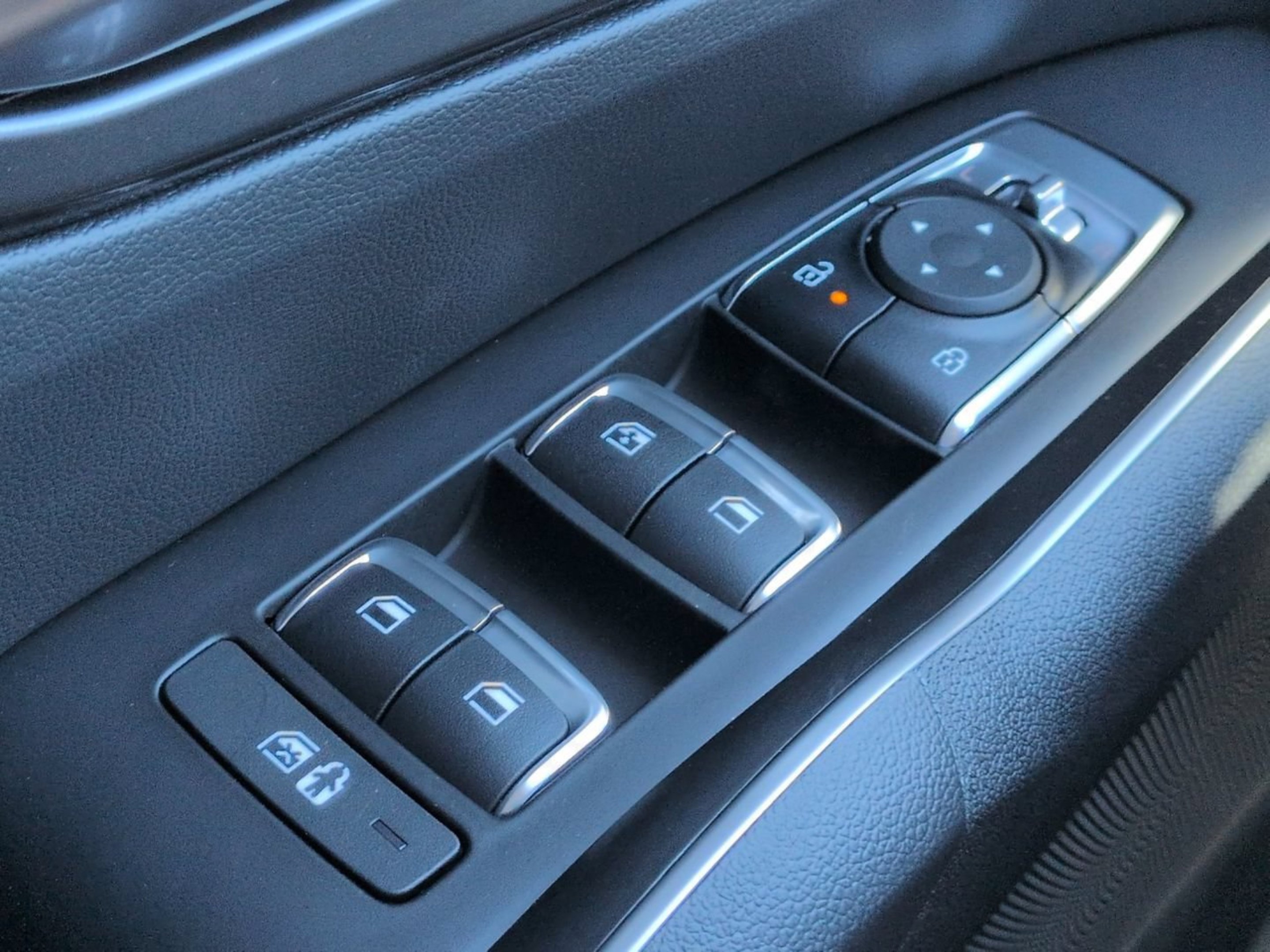 New 2026 Ebony Black Kia S image 17