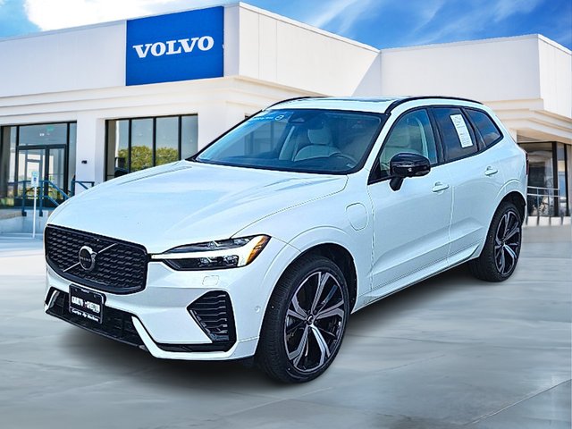 Pre-Owned 2024 Volvo XC60 Recharge Plug-In Hybrid 2L I-4 gasoline direct injection, DOHC, variable valve control, intercooled turbo, premium unleaded, engine with 312HP AWD T8 Ultimate Dark Theme