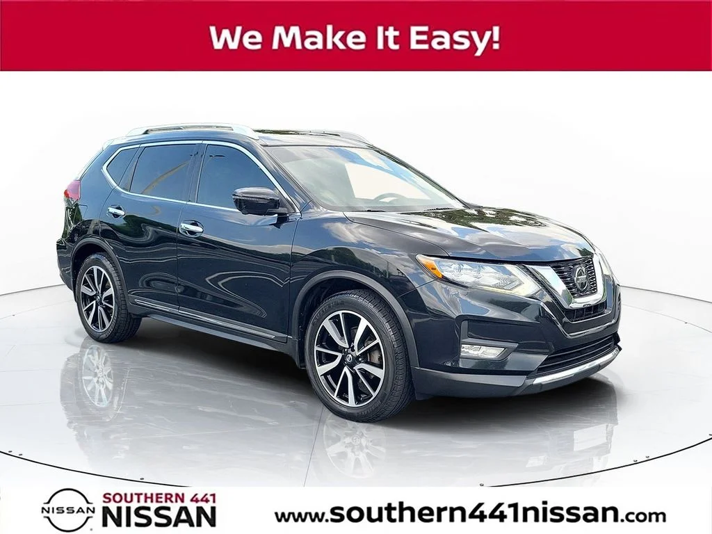 Used 2018 Black Nissan SL image 1