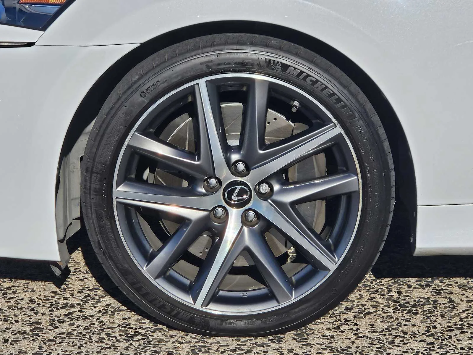 Certified Used 2020 ULTRA WHITE Lexus F SPORT image 7