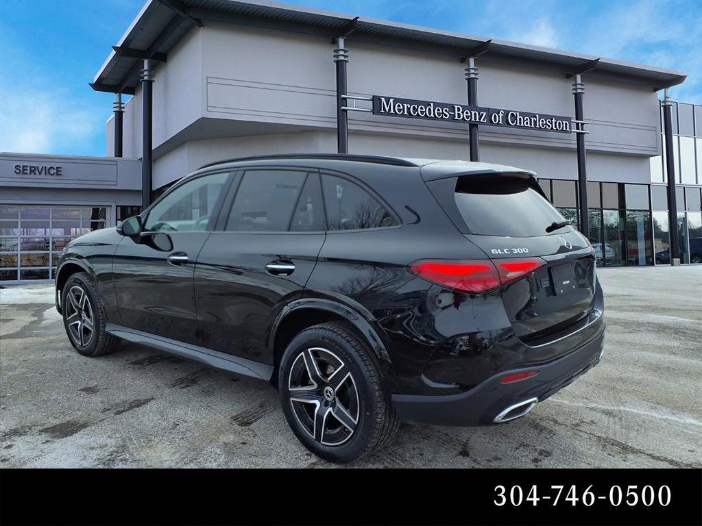 Certified Used 2025 Black Mercedes-Benz GLC 300 image 5