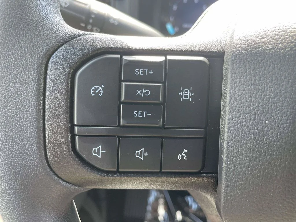 New 2026 Gray Ford XLT image 23