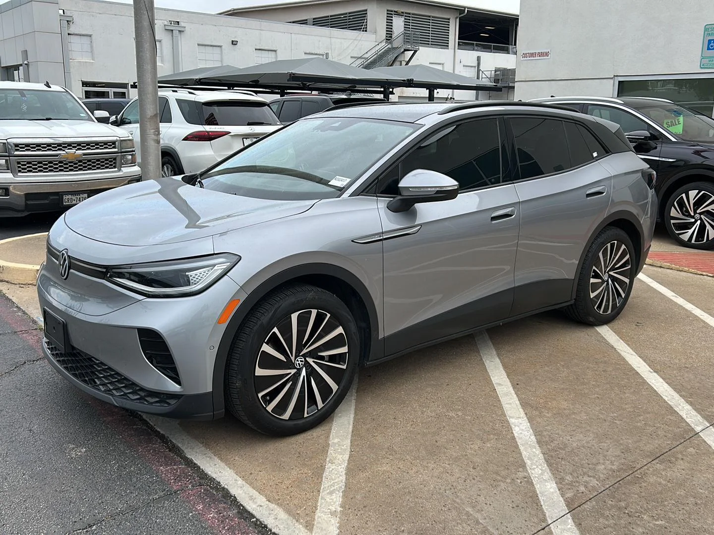 2024 Volkswagen ID.4 S's photo