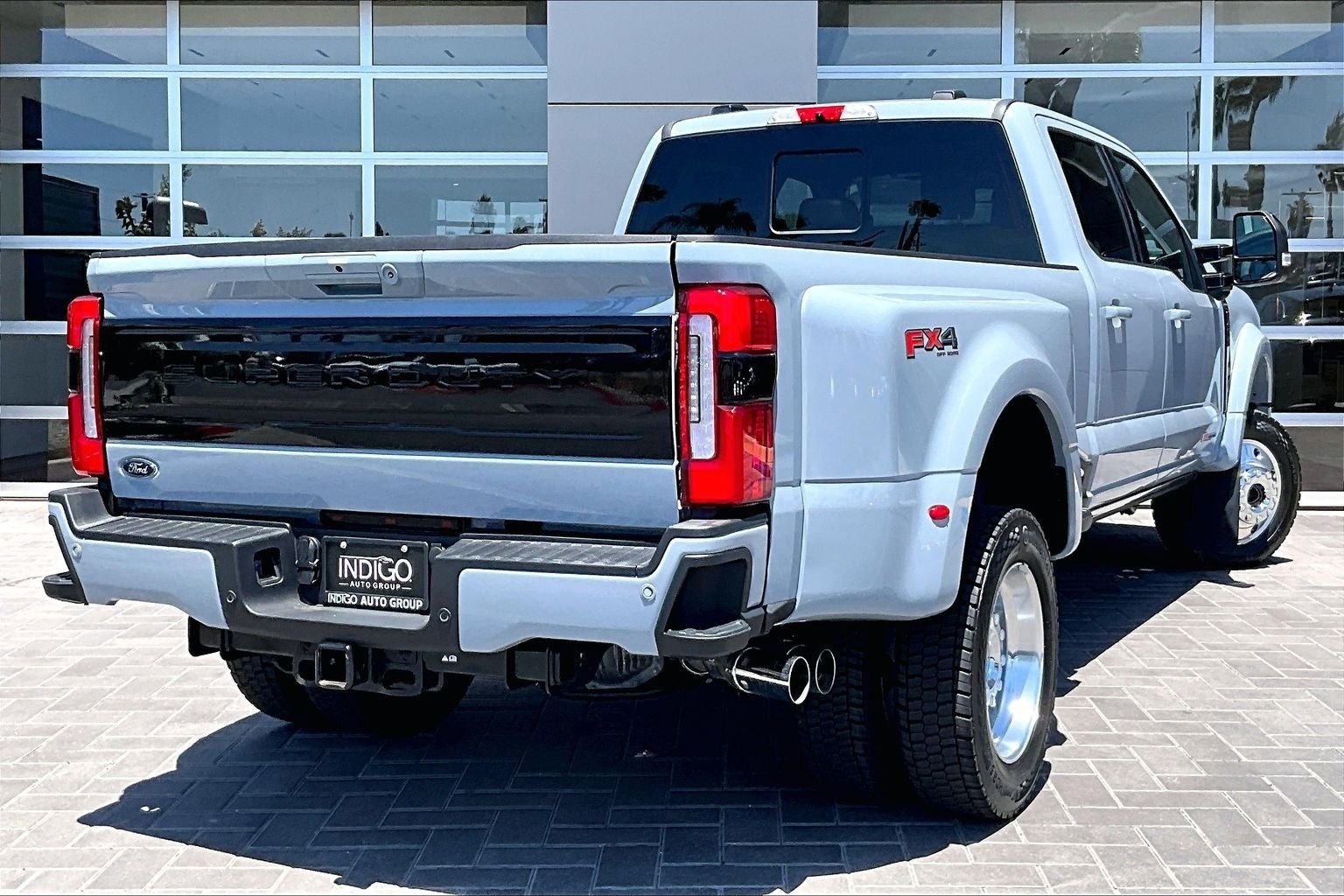 Used 2025 Gray Ford Platinum image 13