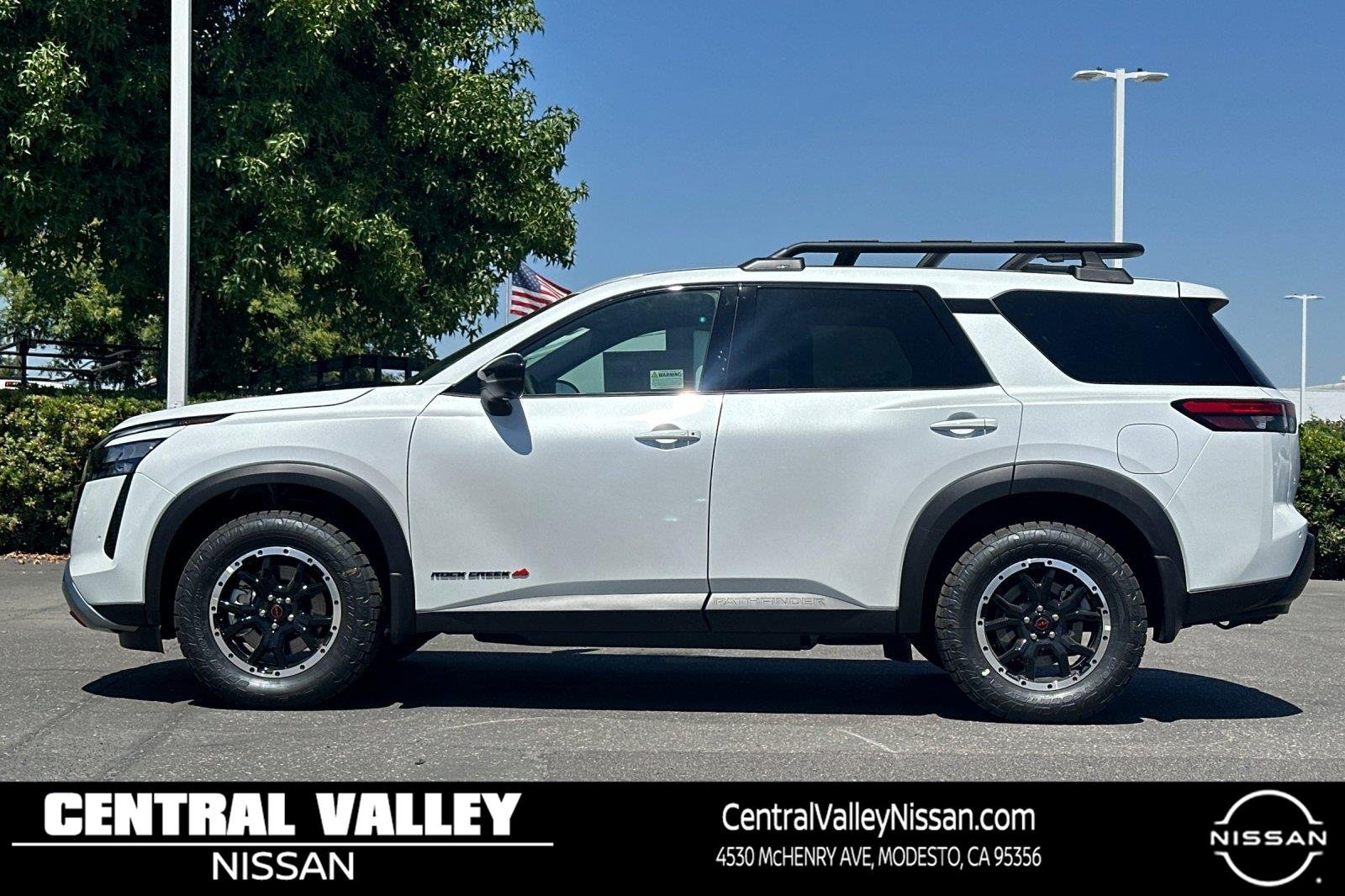 New 2026 Everest White Pearl Tricoat Nissan Rock Creek image 7