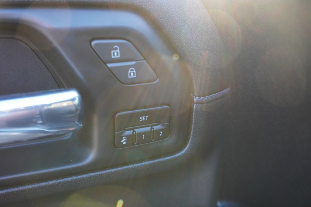 2022 Chevrolet Silverado 2500HD High Country - Photo 24