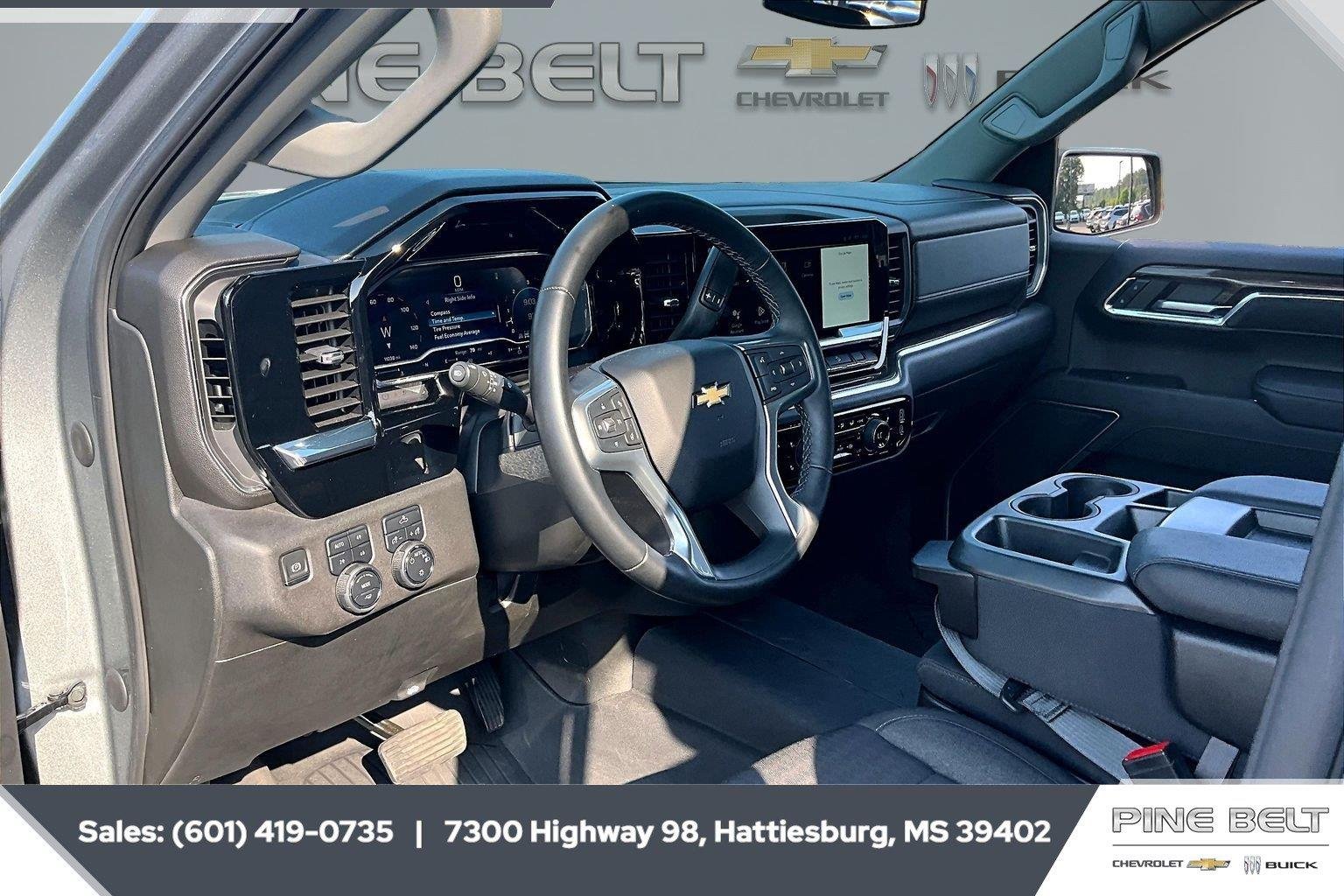 Used 2024 Sterling Gray Metallic Chevrolet LT image 13