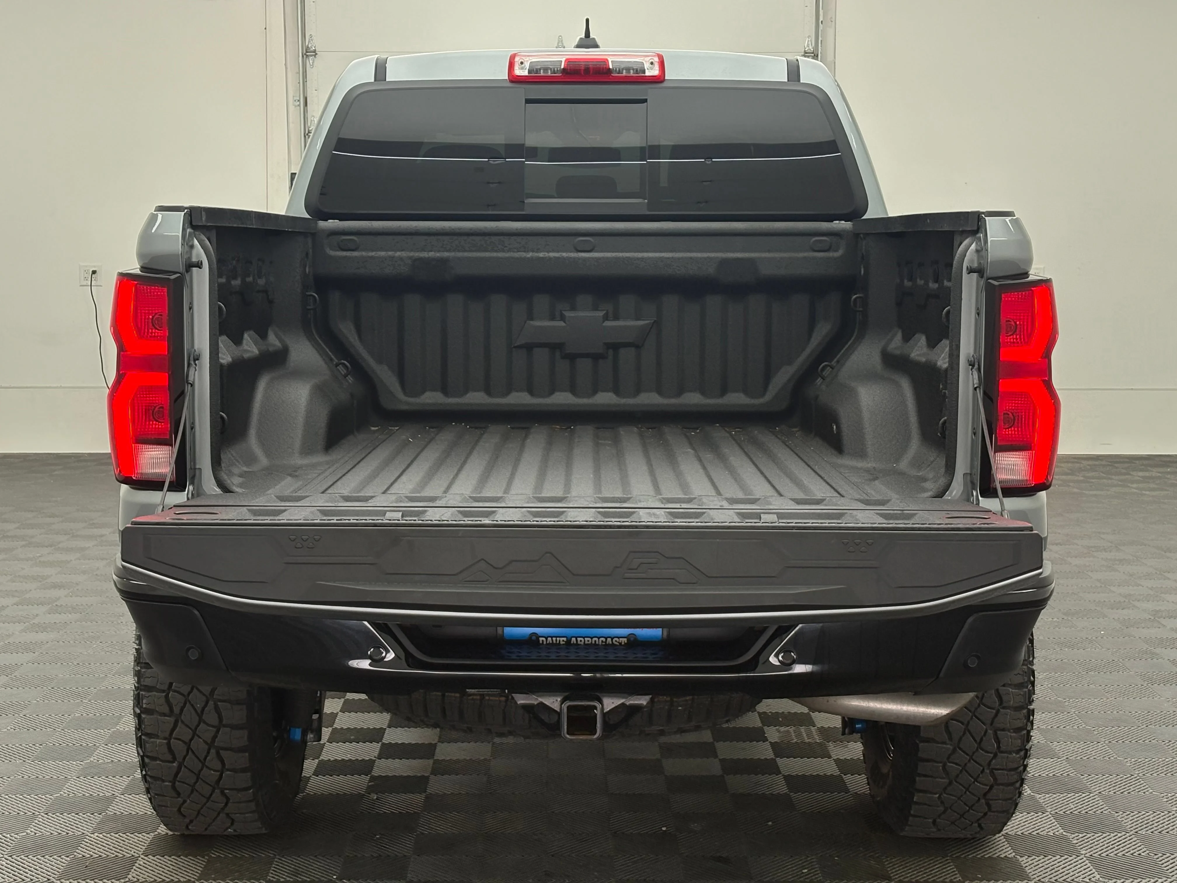 Used 2025 Sterling Gray Metallic Chevrolet ZR2 image 9