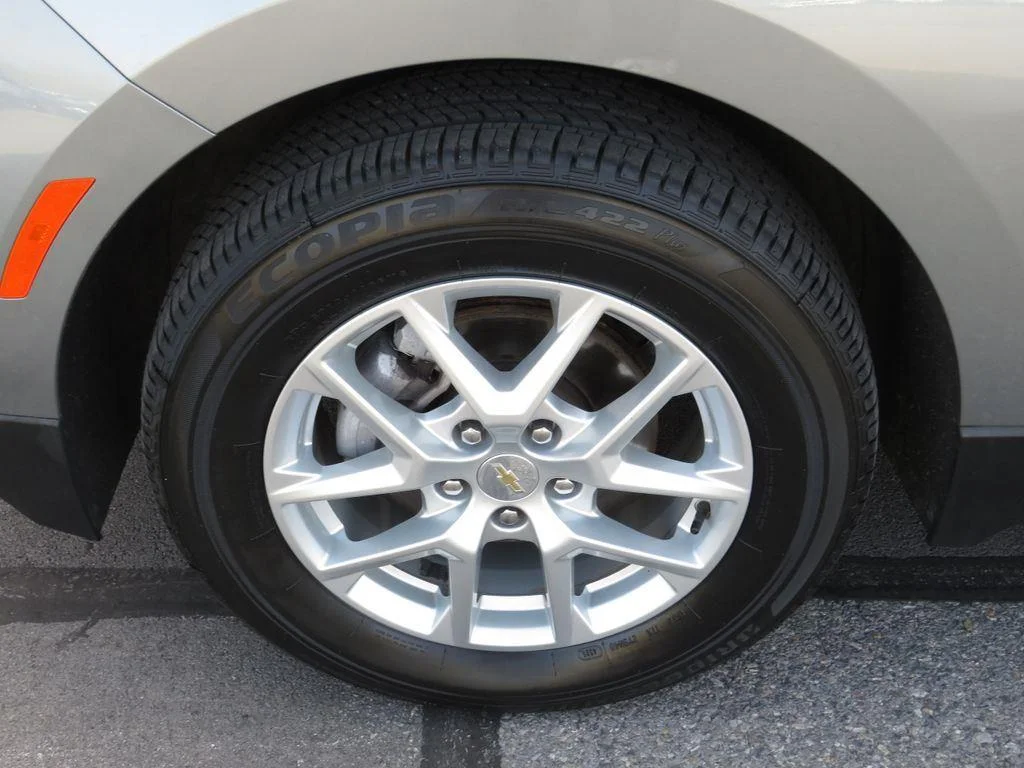 Used 2024 Sterling Gray Metallic Chevrolet LT image 16