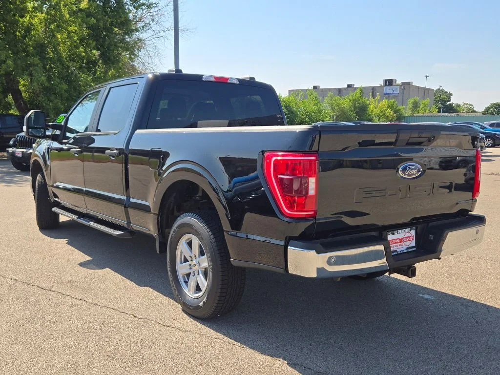 Used 2022 Black Ford XLT image 14
