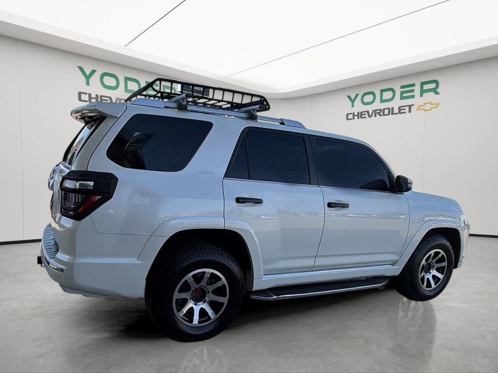 Used 2014  Toyota Limited image 5