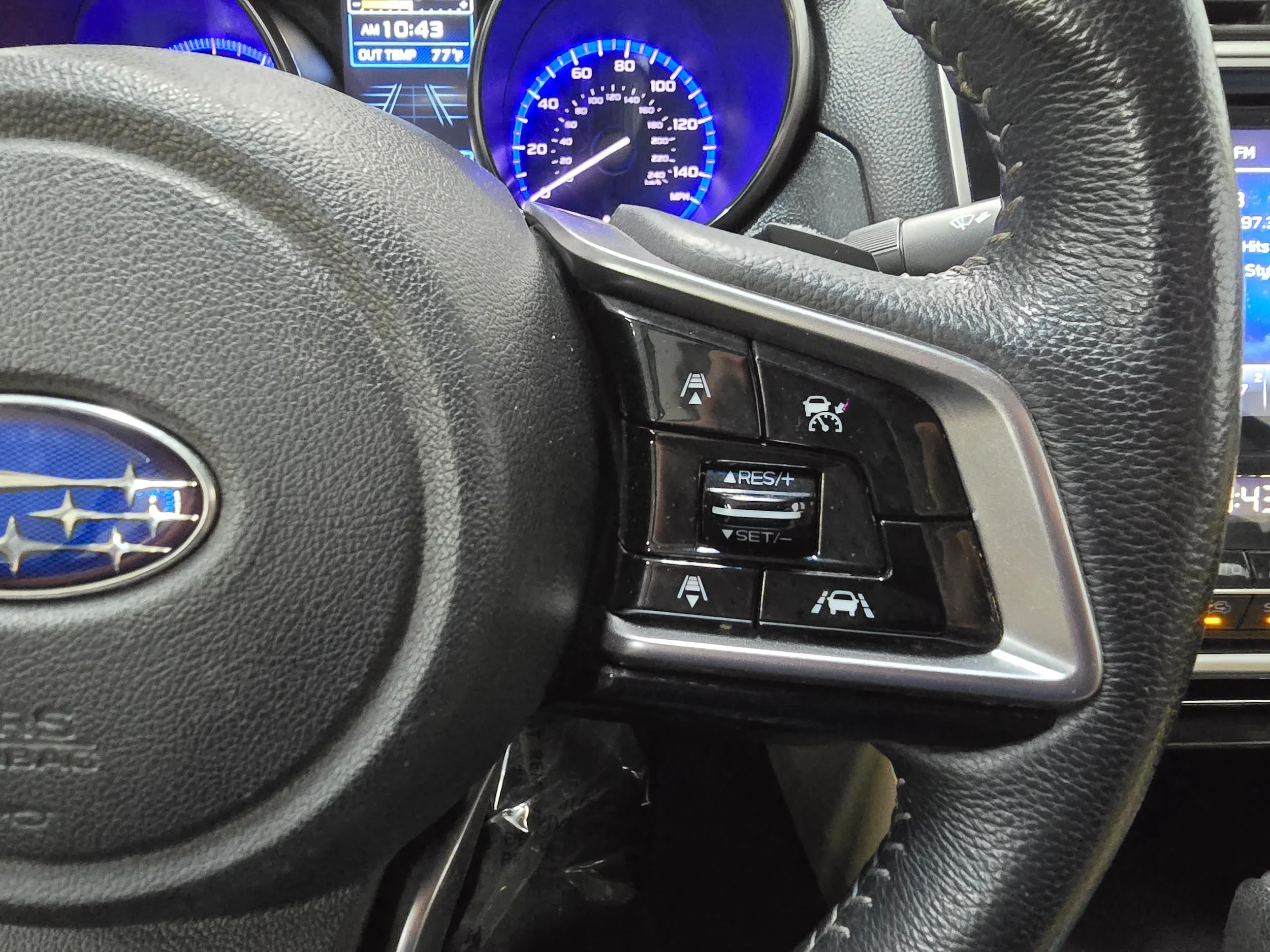 Used 2018 Dark Blue Pearl Subaru 2.5i Limited image 28