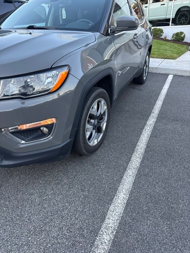 Used 2020 Gray Jeep Limited image 1