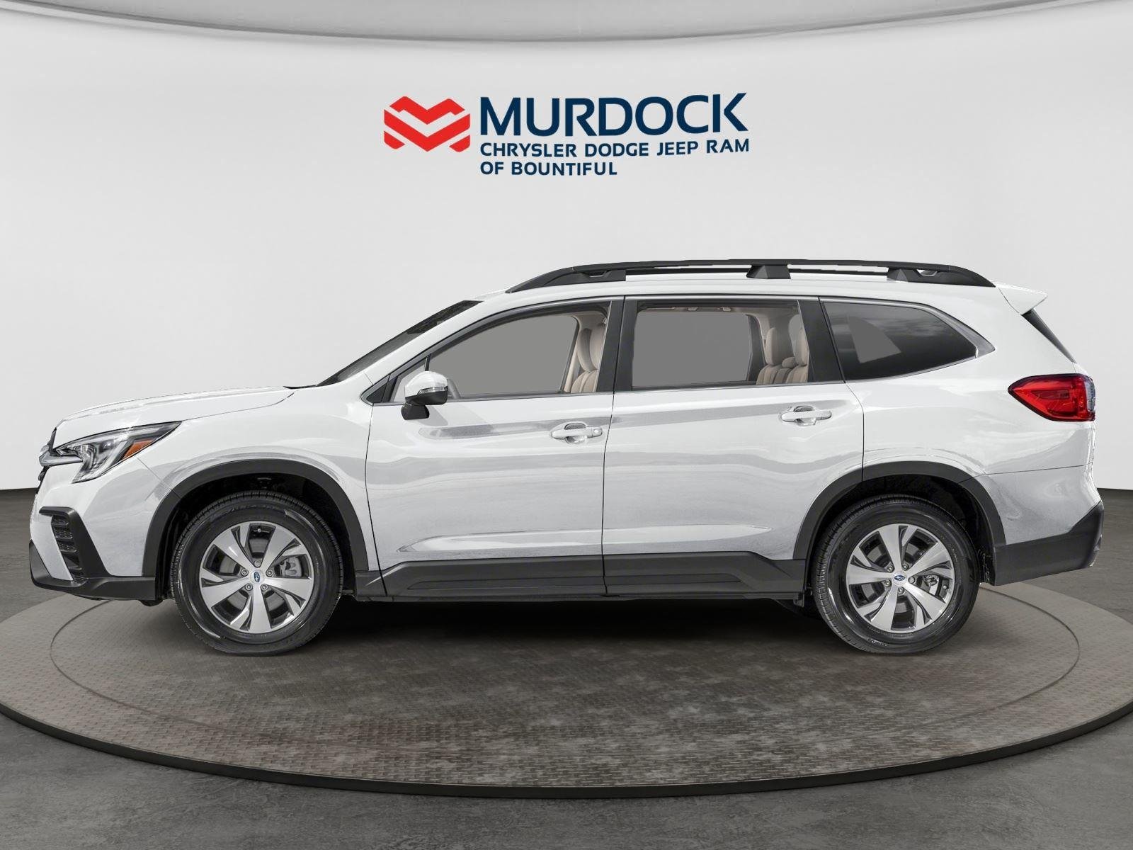 Used 2025 Crystal White Pearl Subaru Premium image 3