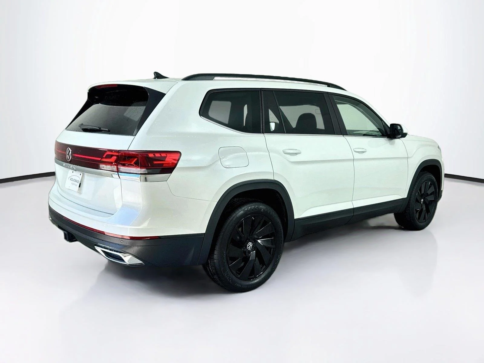 New 2026 WHITE VOLKSWAGEN  image 2