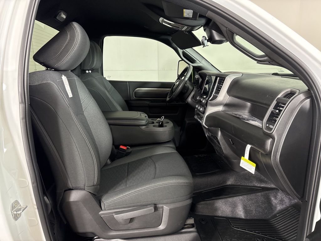 New 2026 Bright White Clearcoat RAM Tradesman image 16