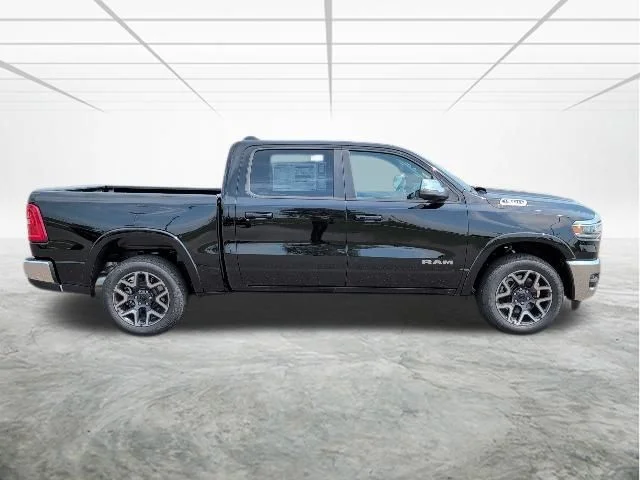 2026 RAM 1500 Laramie - Photo 9