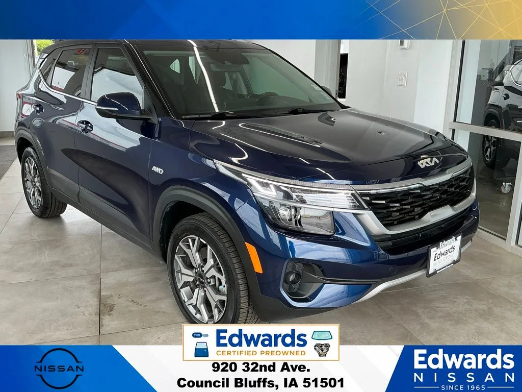 Used 2022 Blue Kia EX image 2
