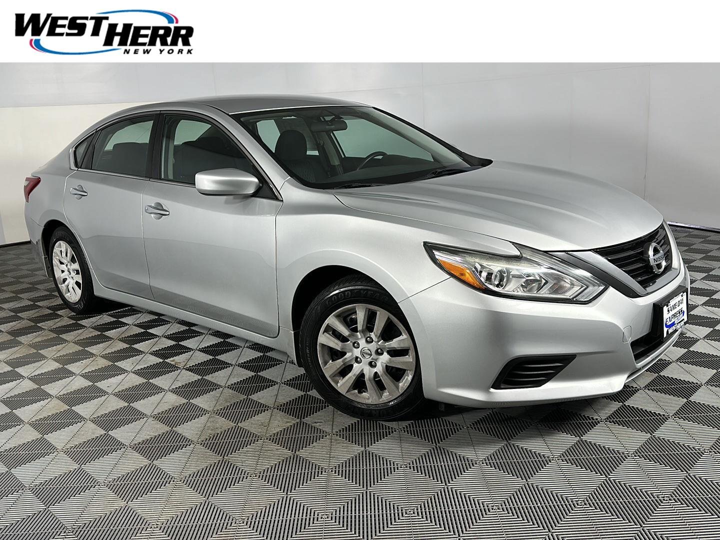Used 2018 Brilliant Silver Nissan 2.5 S image 1