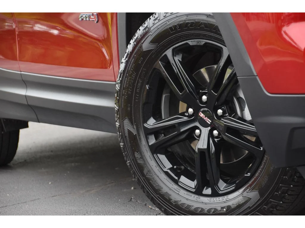 Used 2024 Volcanic Red Tintcoat GMC AT4 image 11