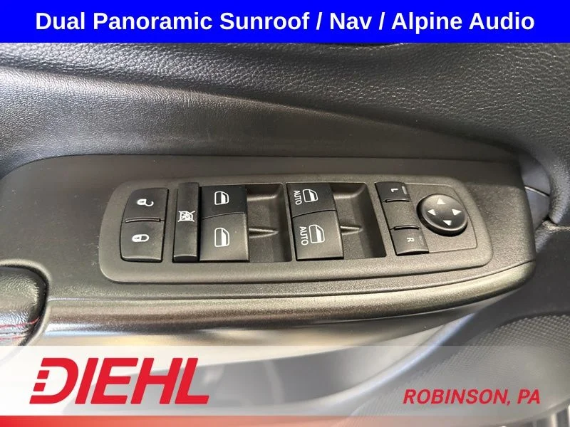 Used 2022 Silver Jeep Trailhawk image 23