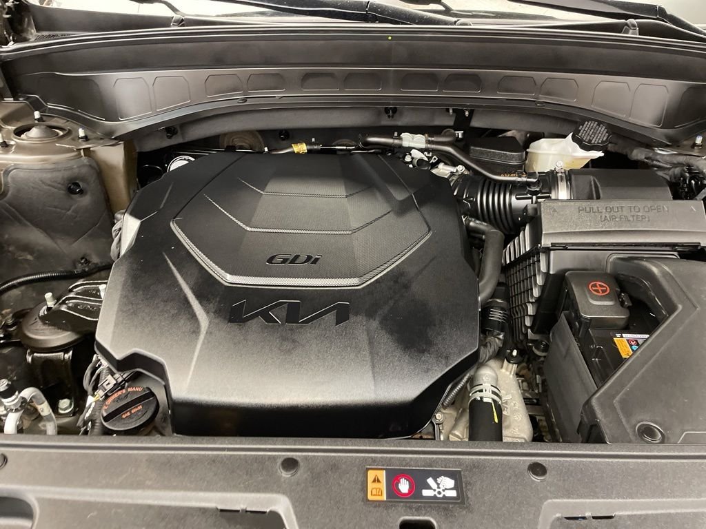 Used 2024 Green Kia EX X-Line image 32