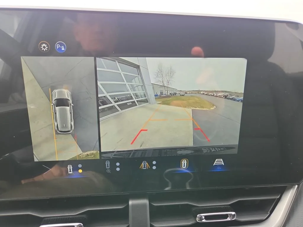 2026 Chevrolet Equinox LT - Photo 17
