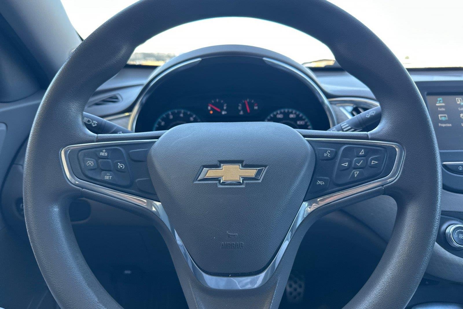 Used 2017 Silver Ice Metallic Chevrolet LT image 22