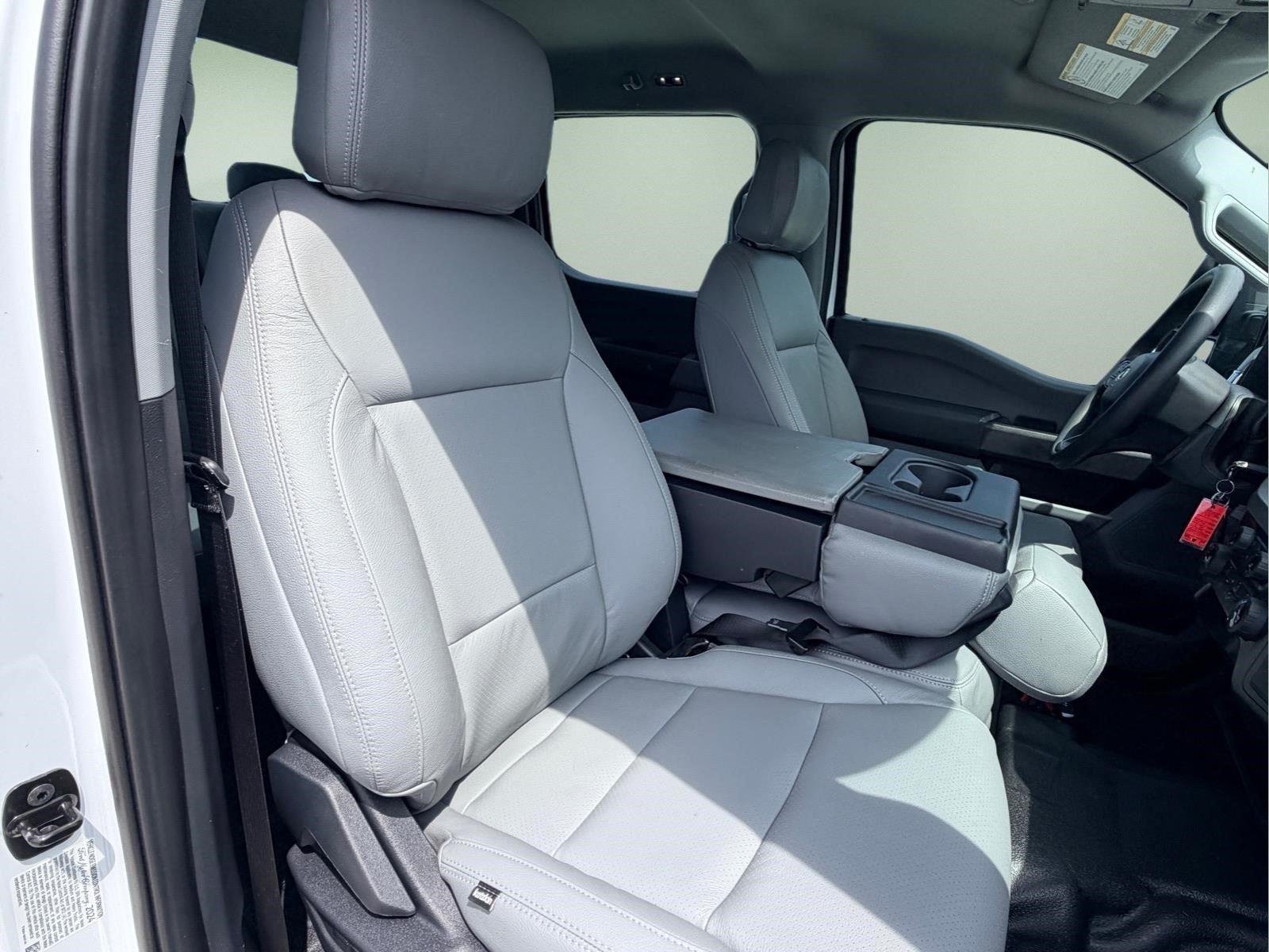 Used 2024 Oxford White Ford XL image 16