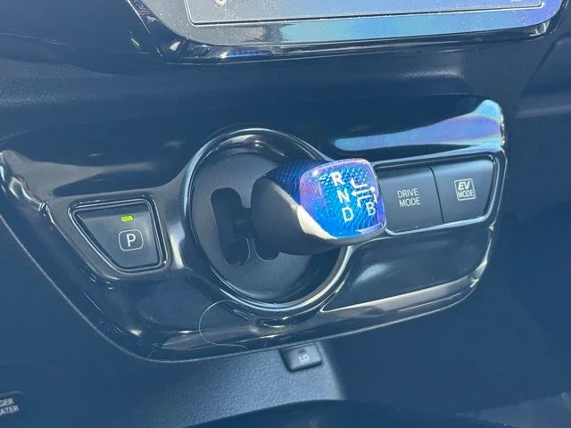 Used 2018 Silver Toyota Four image 16