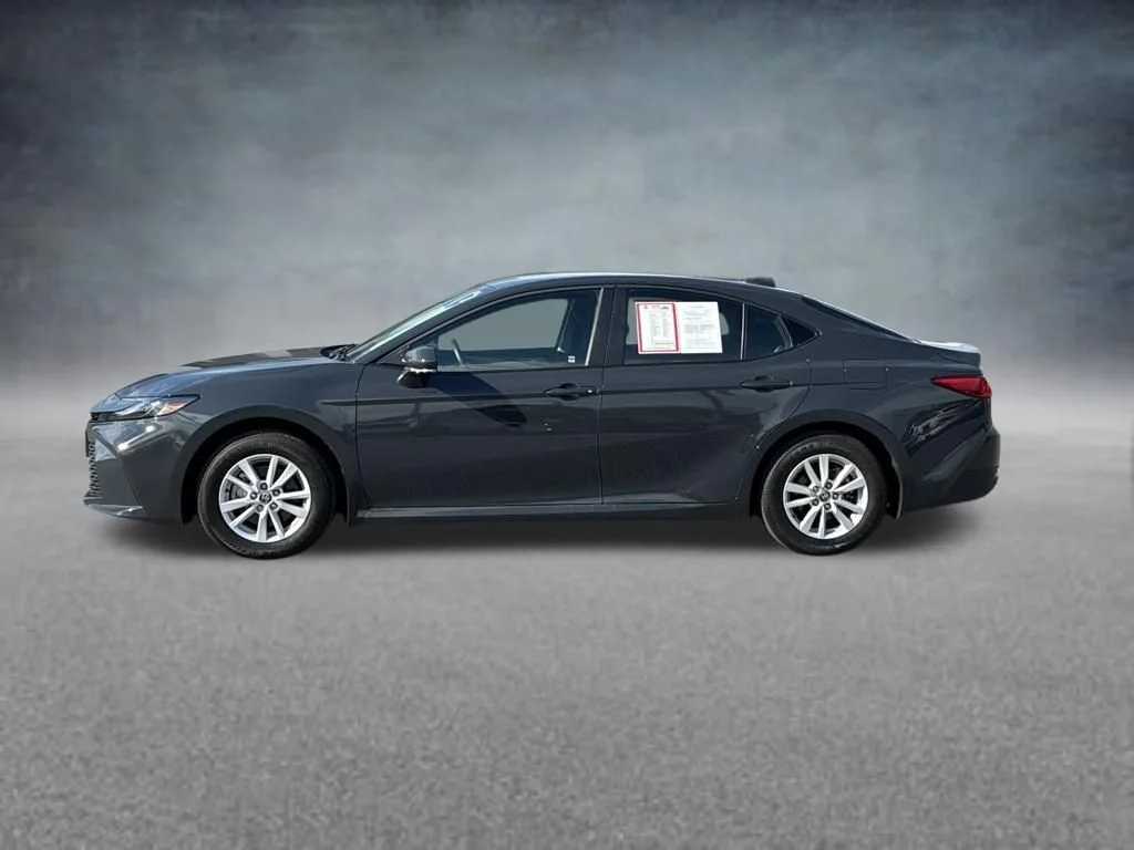 Used 2026  Toyota LE image 2