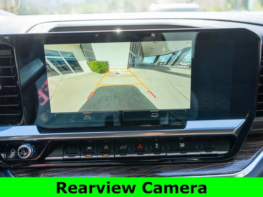 Used 2023 White GMC Elevation image 24
