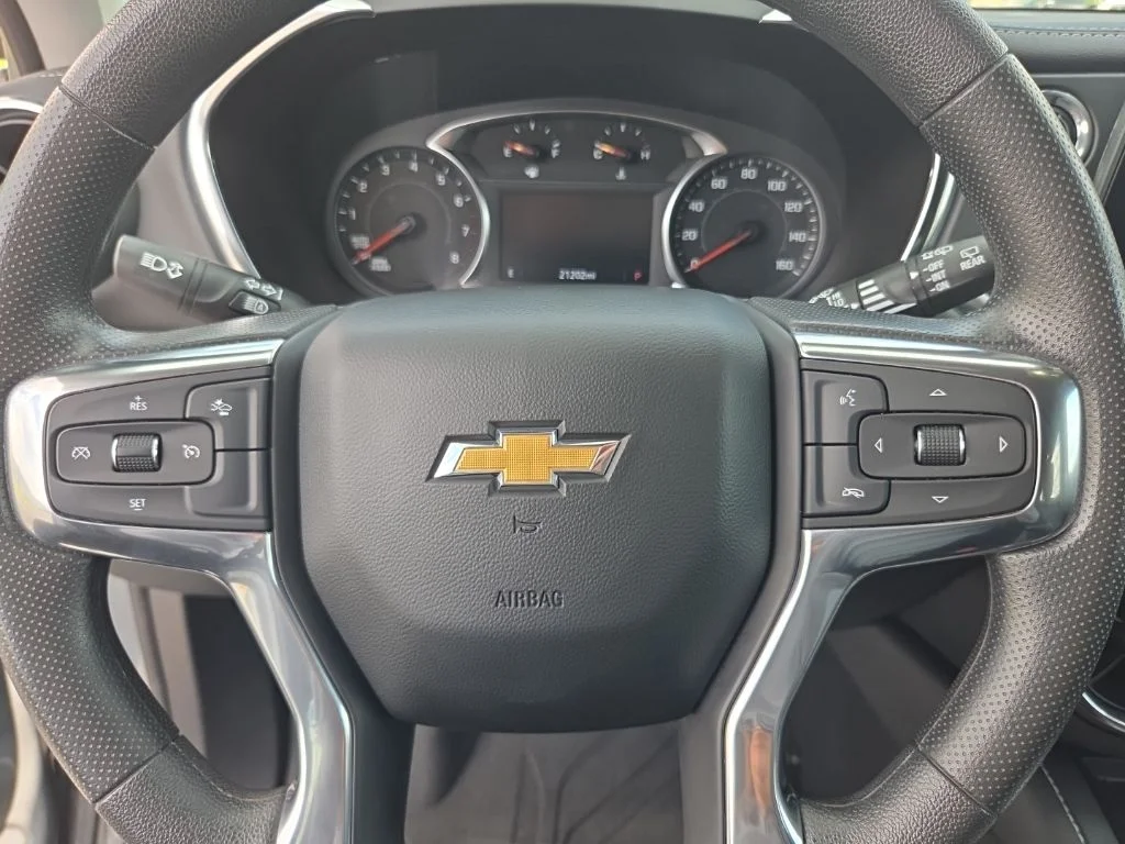 Used 2024 Gray Chevrolet LT image 33