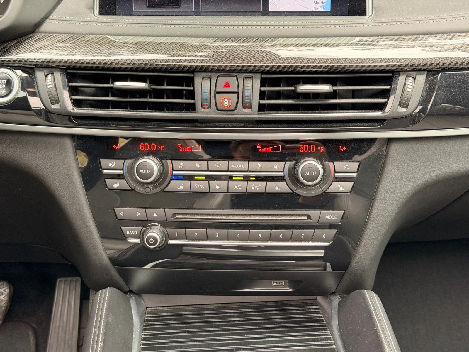 Used 2018 Silverstone Metallic BMW Base image 21