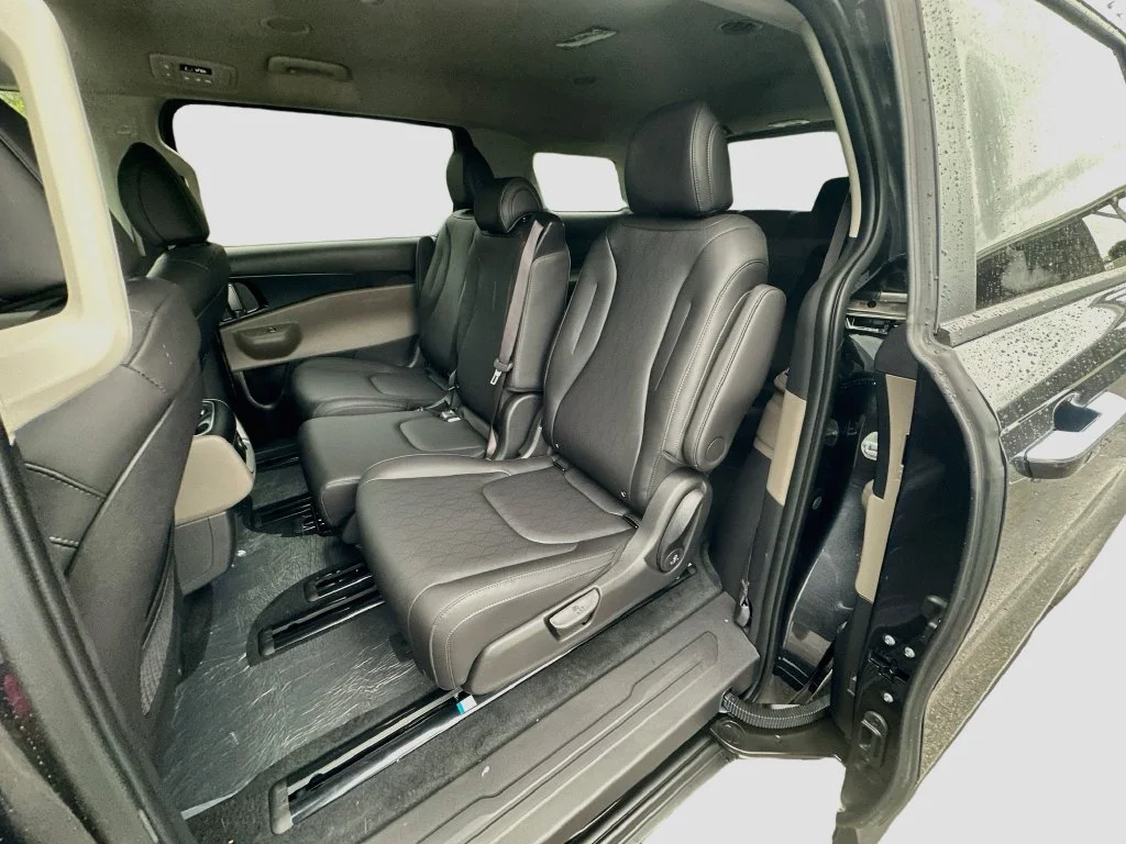 New 2027 Panthera Metal Kia LXS image 24