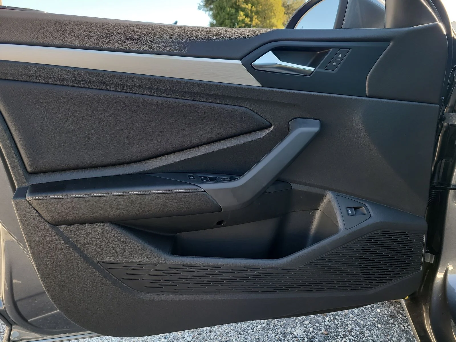 New 2026 Platinum Gray Metallic Volkswagen 1.5T Sport image 15