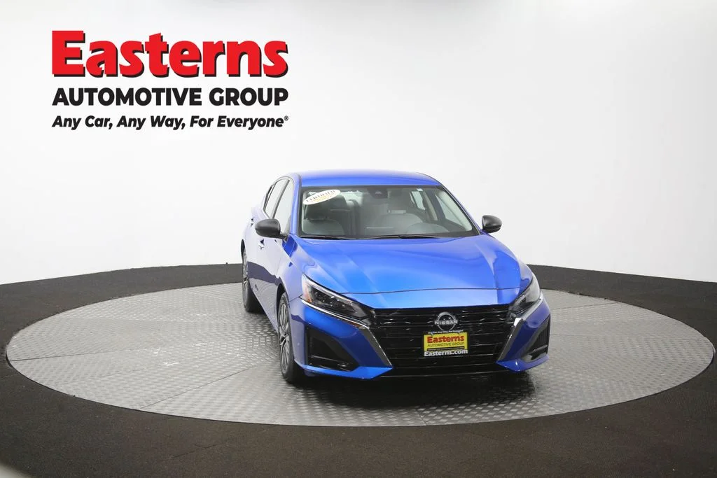 Used 2025 Blue Nissan 2.5 SV image 50