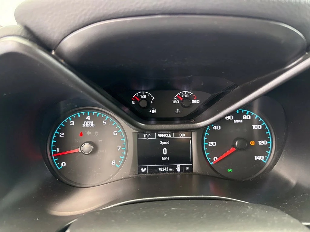 Used 2021 Bright Blue Metallic Chevrolet LT image 21