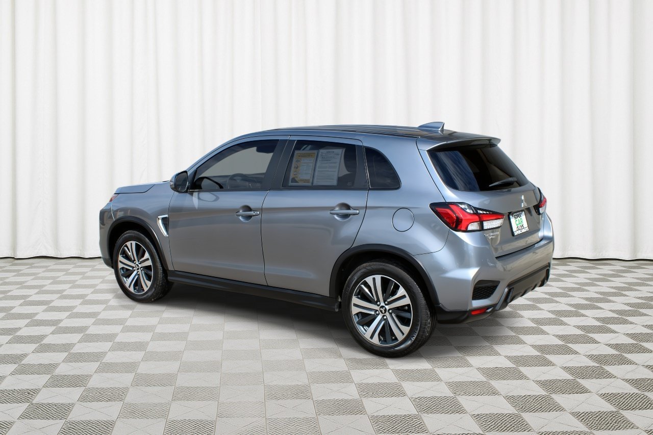 Used 2021 Mercury Gray Metallic Mitsubishi SE image 5