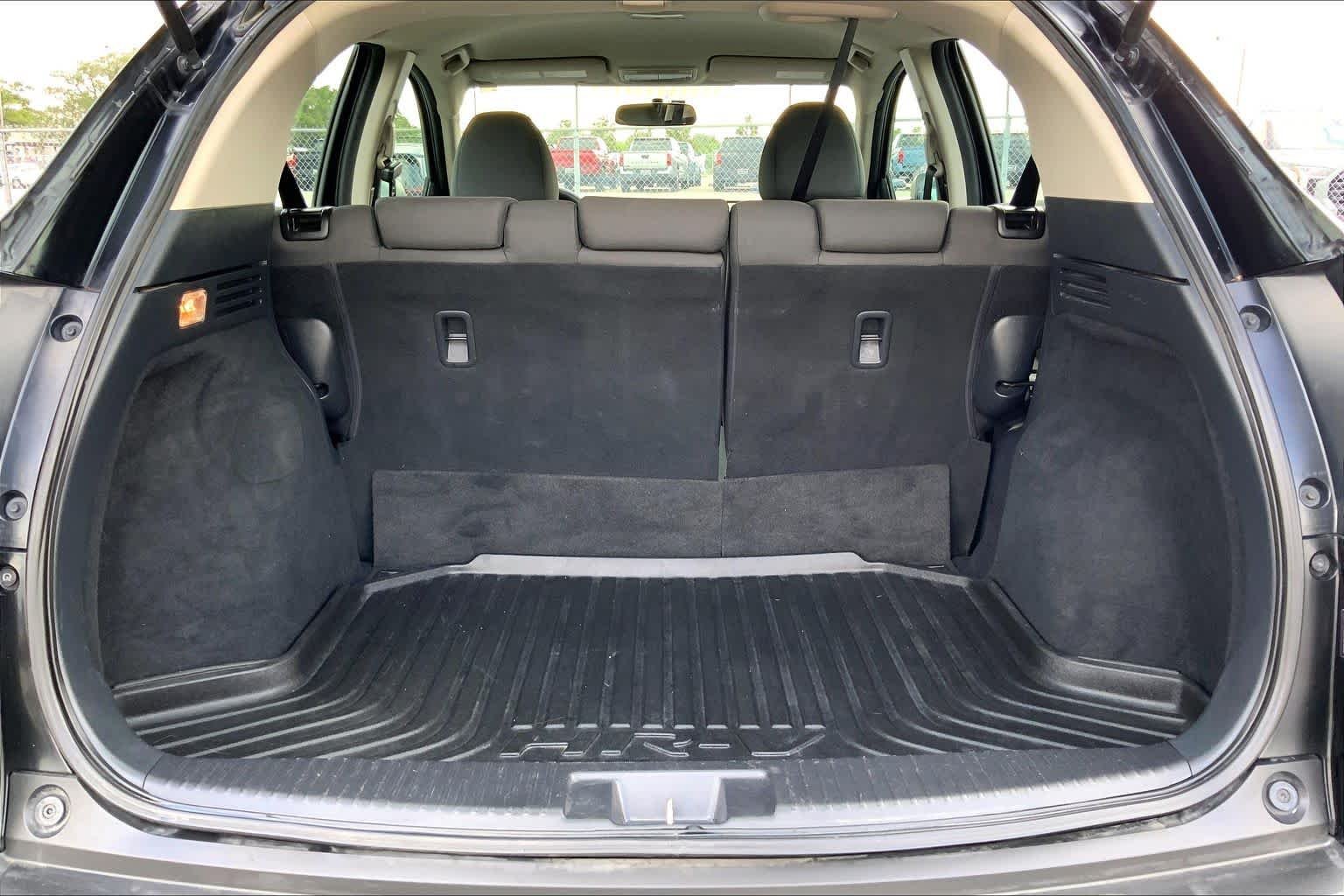 Used 2019 Crystal Black Pearl Honda LX image 34