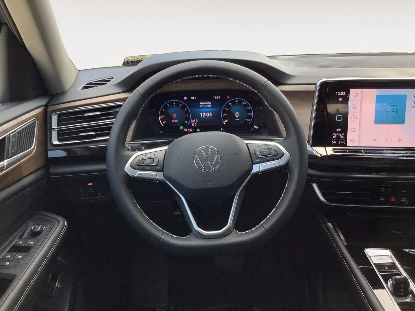 New 2026 Deep Black Pearl Volkswagen 2.0T SE w/Technology image 15