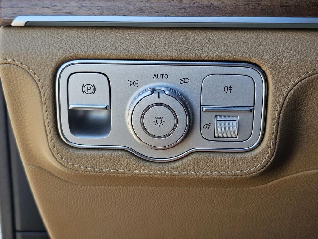Used 2024  Mercedes-Benz GLE 350 image 24