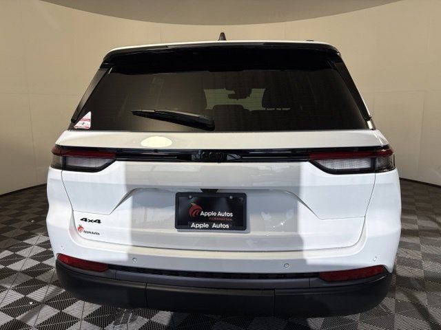 New 2026 White Jeep Altitude image 7