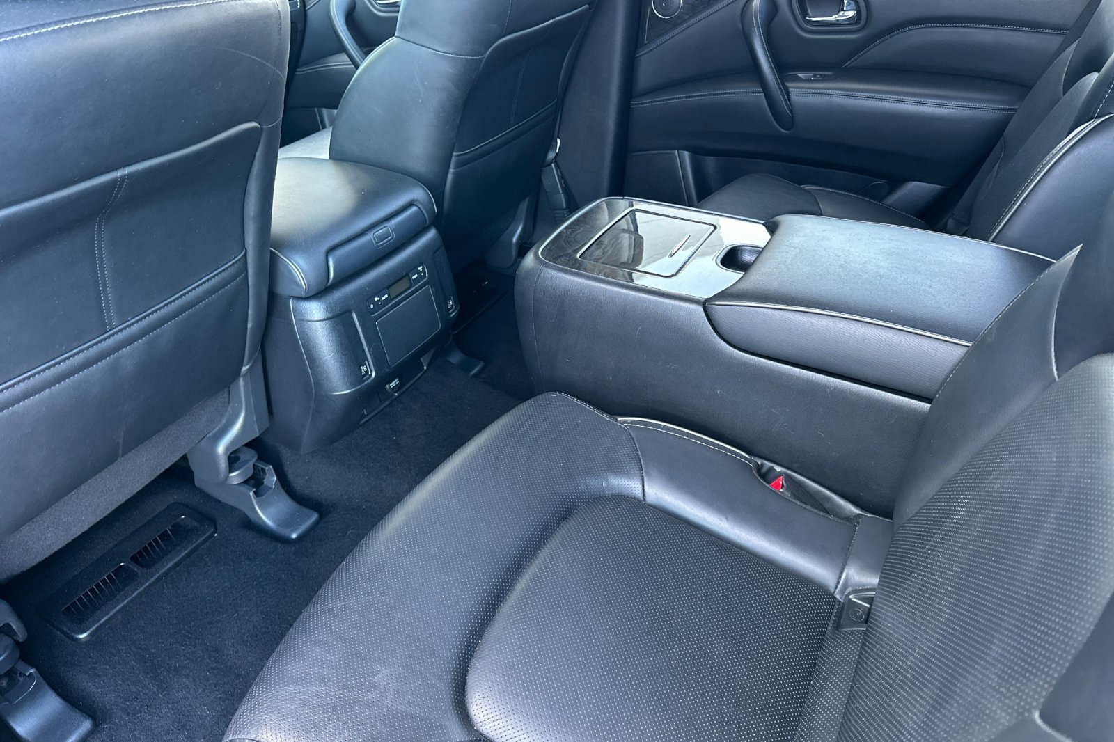 2023 INFINITI QX80 Luxe - Photo 12
