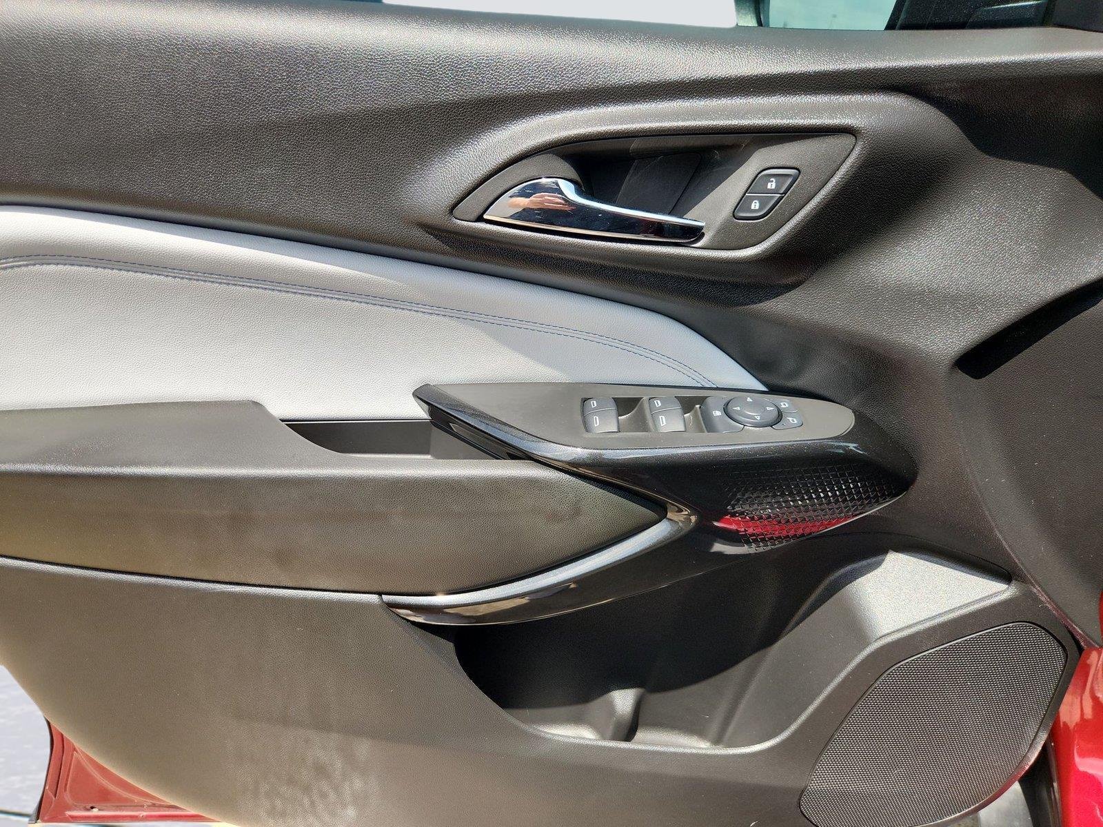 2024 Chevrolet Trax LT - 2