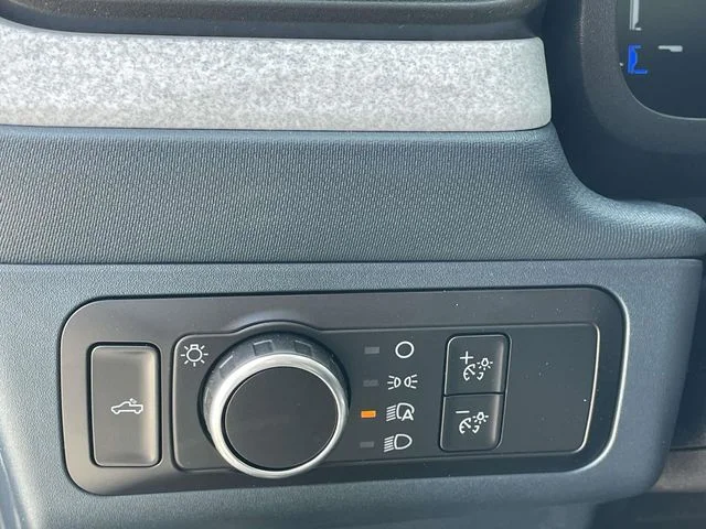 New 2025 White Ford XLT image 13