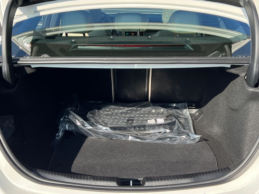 New 2026 Polar White Mercedes-Benz C 300 image 7