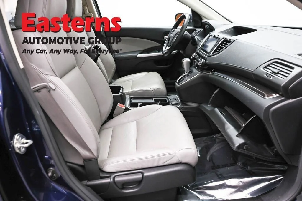 Used 2015 Blue Honda EX-L image 26